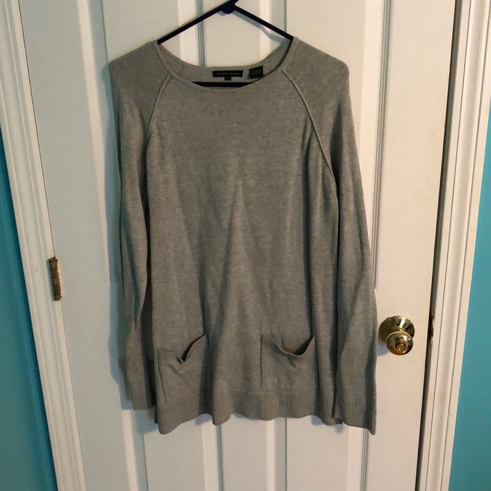 Jeanna Pierre grey sweater